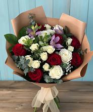 Букет цветов из:  Розы и Альстромерии в Сосновке