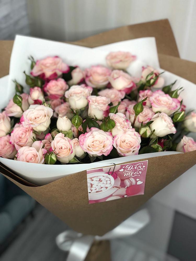 Букет цветов из: Розы в Сосновке