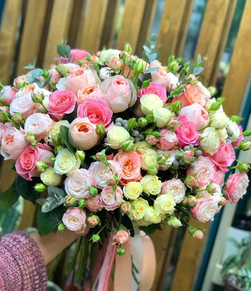 Букет цветов из: Розы в Сосновке