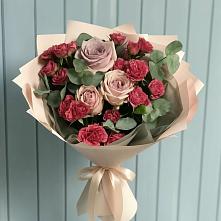 Букет цветов из:  Гвоздики и Розы #REPLACE_PRED# Сосновке